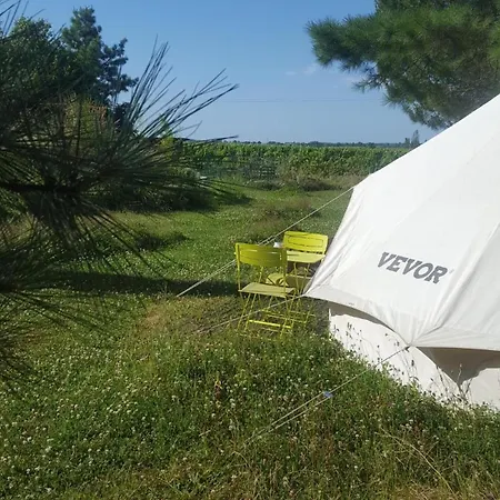 Tente Safari Equipee Campsite Sainte-Foy-la-Longue