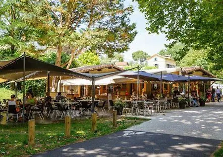 Campsite Tente Safari Equipee Sainte-Foy-la-Longue